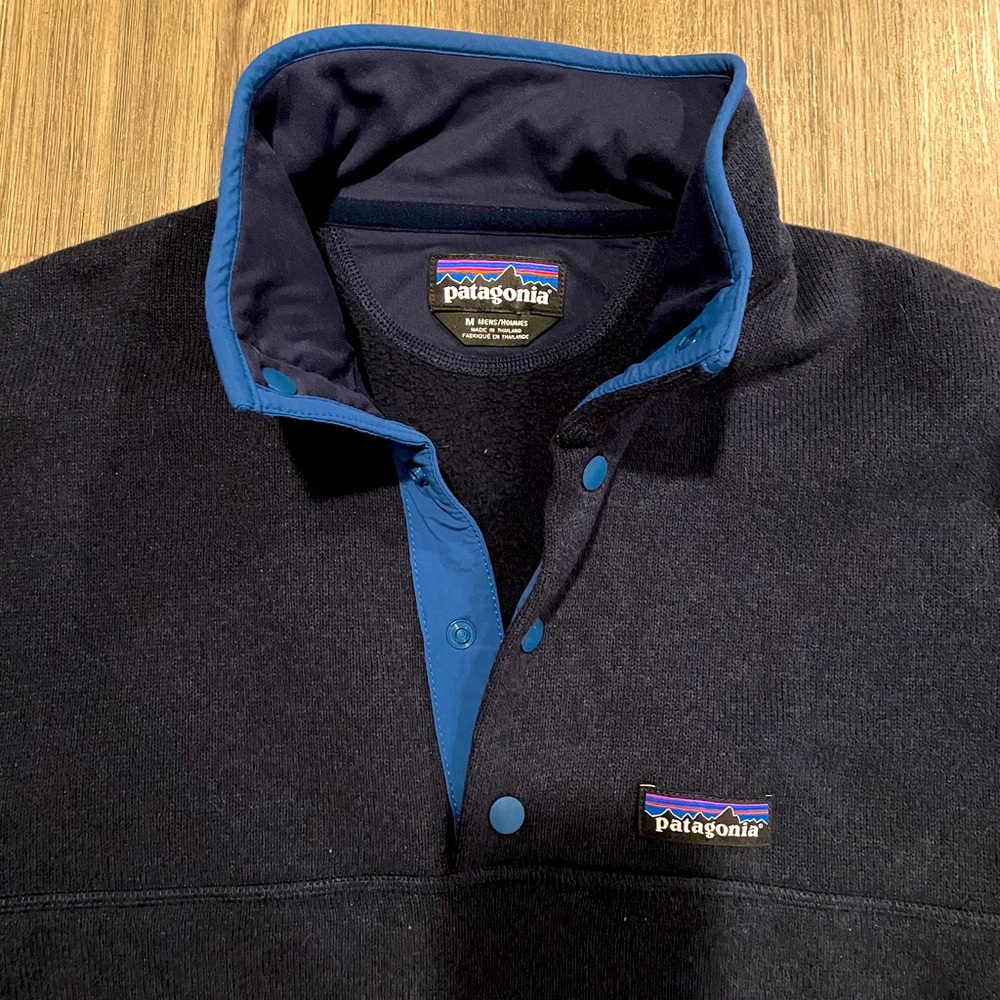 Patagonia buttoned pullover (Navy, medium)